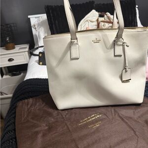 Kate Spade Ivory Tote Bag with protective bag